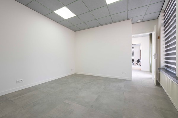 Medium property photo - Raadhuisstraat 139, 4701 PP Roosendaal